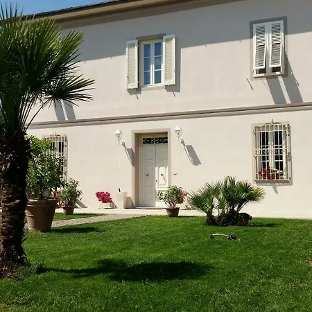 Casa Oliver Homestay Lucca