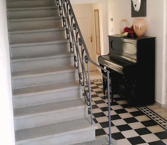 Pansiyon Casa Oliver Lucca